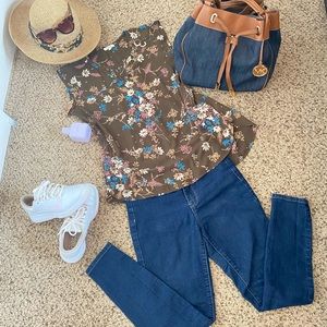 Pleione Floral Springtime Top Size Small